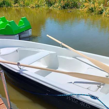 Dutch House Near Jamno And Hébergement de vacances *